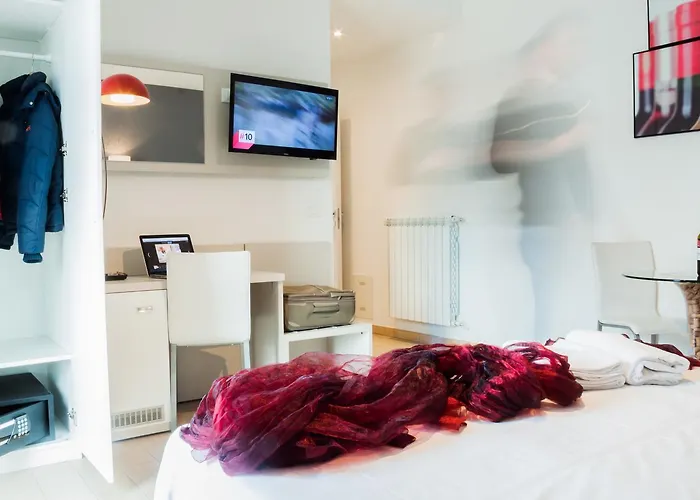 Rossovino Hotel