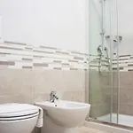 科莫罗索维诺酒店 酒店 科莫