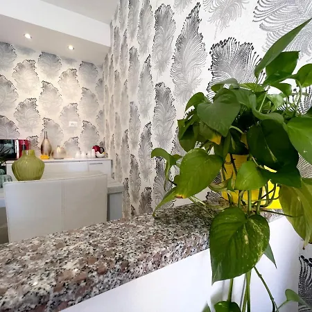 Rossovino Hotel Como