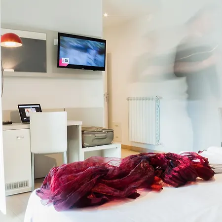 Rossovino Hotel