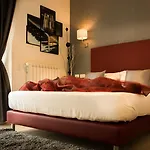 Hotel Rossovino Como