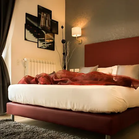Rossovino Hotel 3*